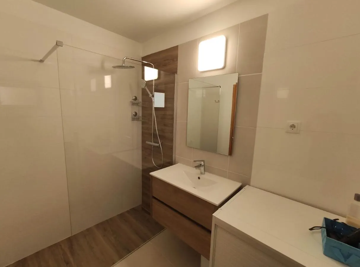 Charming & Modern Poente Albufeira With Double Pool Apartment 0*,