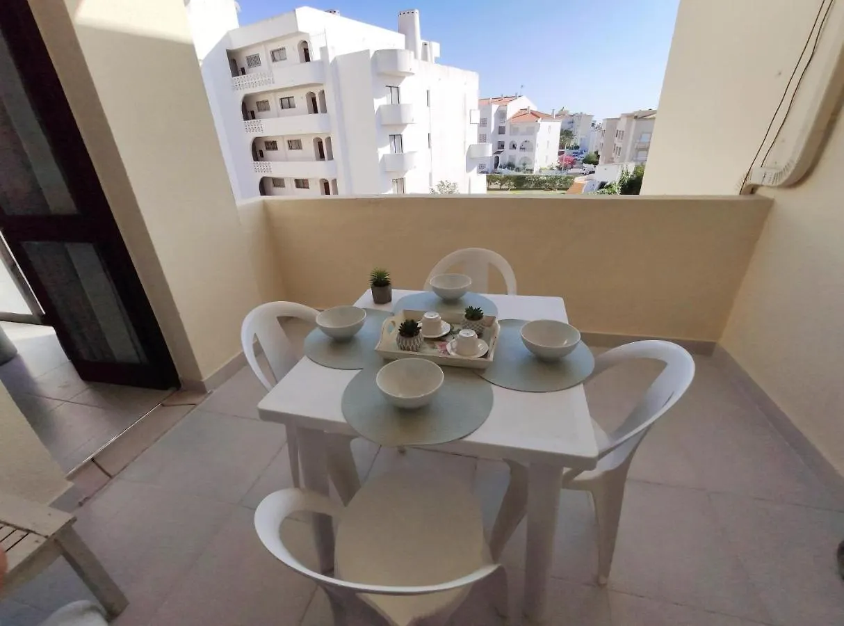 Charming & Modern Poente Albufeira With Double Pool Apartment